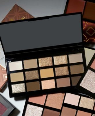 Laura Geller The Casual Collection 15 Multi-Finish Eyeshadows - Gold Standard (0.05 oz X15)