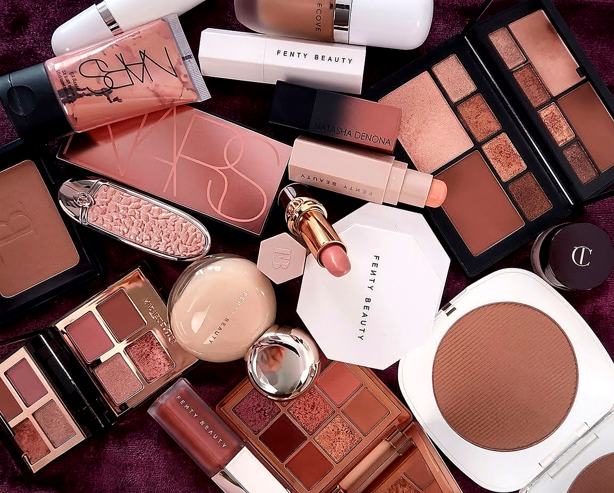 10 Best Practices for Reselling Wholesale Makeup: What Separates Profitable Sellers from Everyone Else